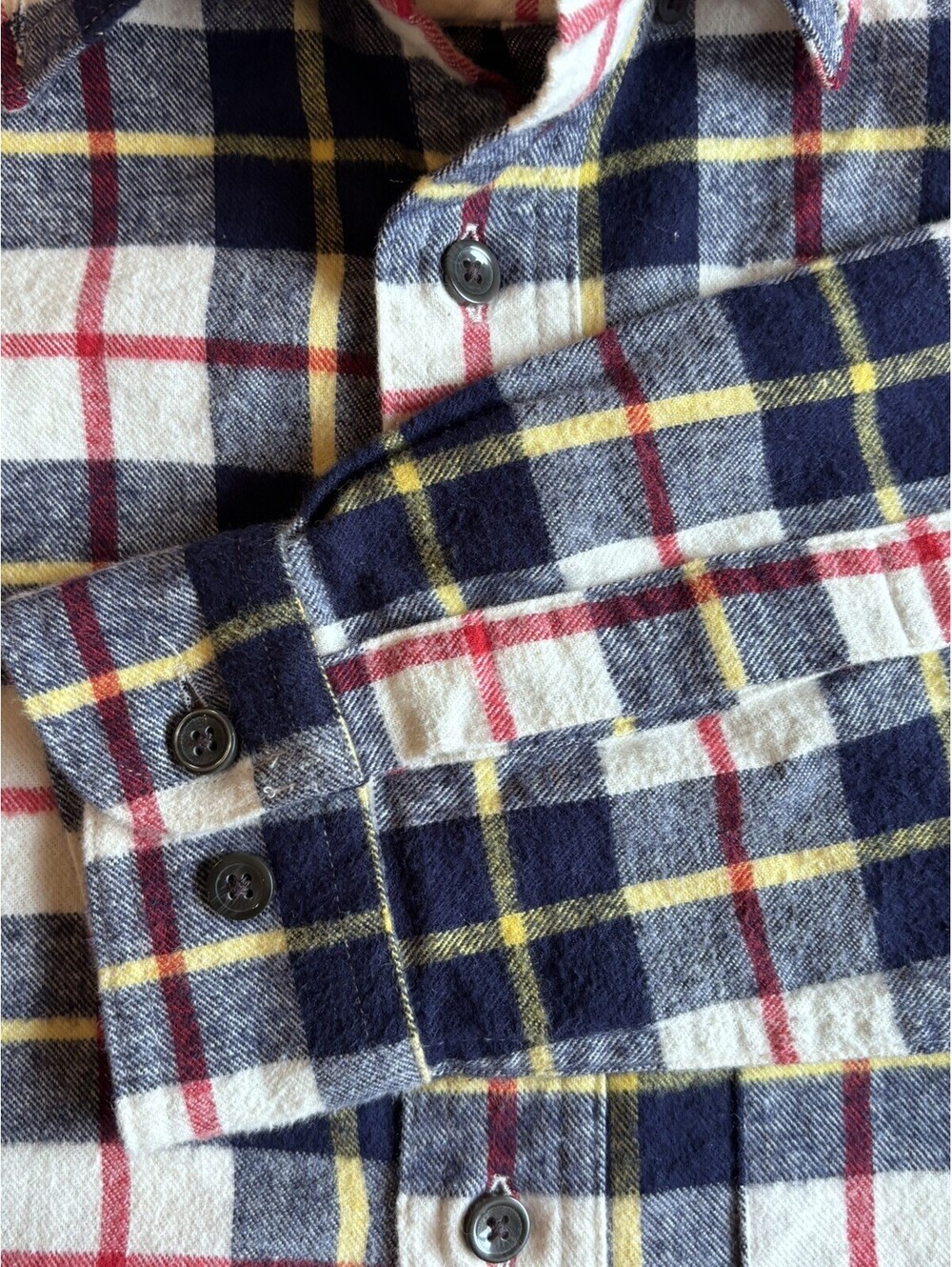 LL Bean Men’s Plaid Camp shirt size Sm Flannel Soft